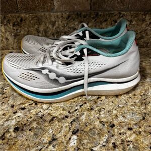 Saucony endorphin pro 2- worn once